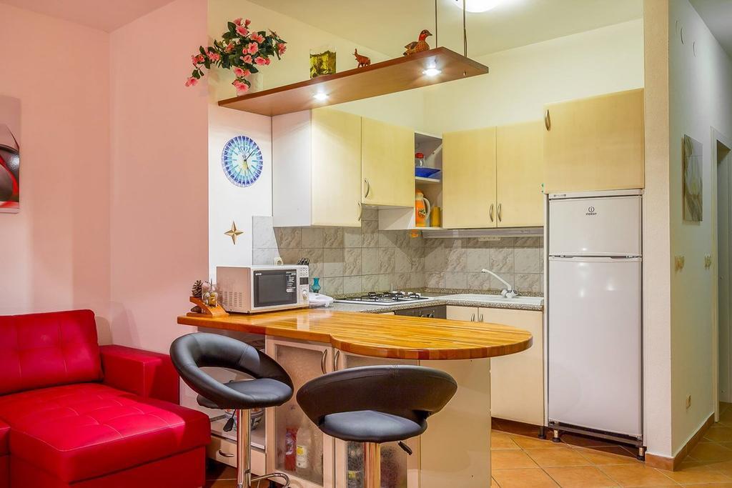 Apartments Villa Ana เมดูลิน ภายนอก รูปภาพ