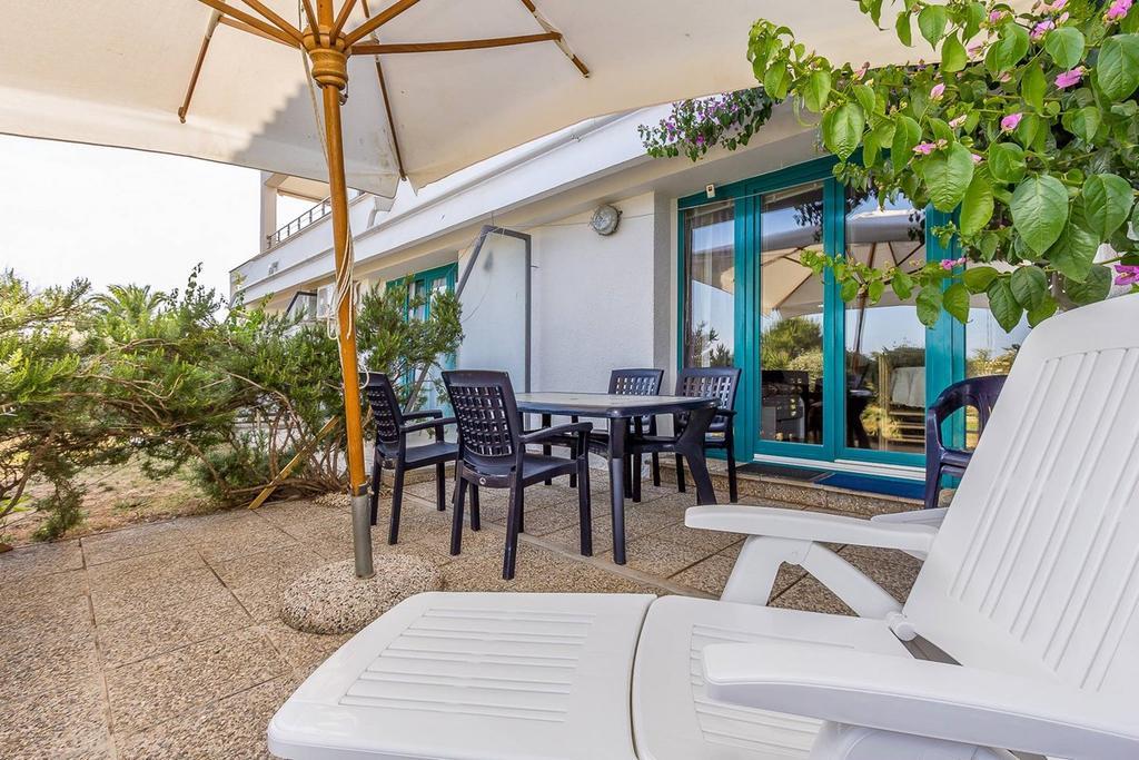 Apartments Villa Ana เมดูลิน ภายนอก รูปภาพ